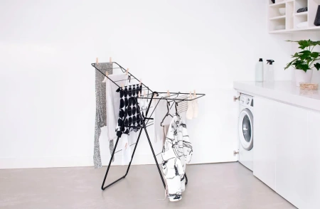 сушилка для белья brabantia hangon 403347 черная матовая