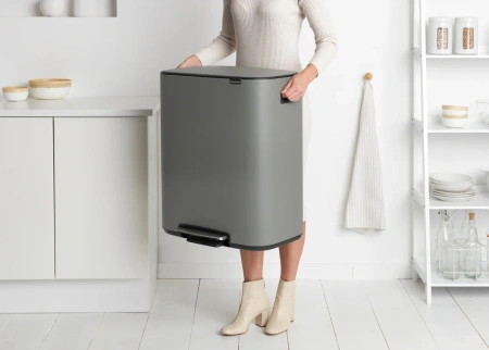 мусорное ведро brabantia bo pedal bin 211348 60 л, серое