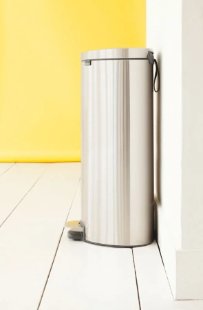 мусорное ведро brabantia flatback 482007