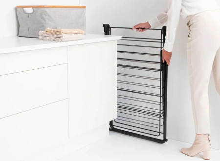 сушилка для белья brabantia hangon 403521 черная матовая, с перекладиной