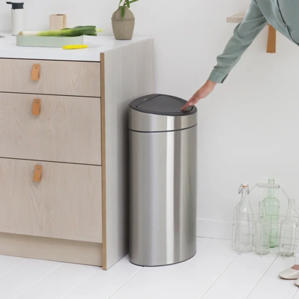 Мусорное ведро Brabantia Touch Bin New 114823