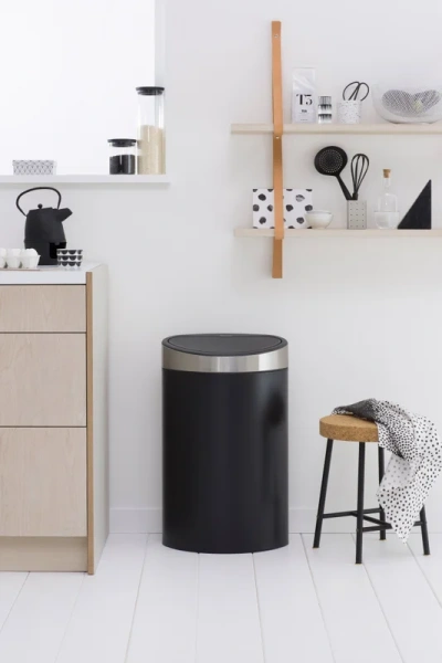 Мусорное ведро Brabantia Touch Bin New 114847